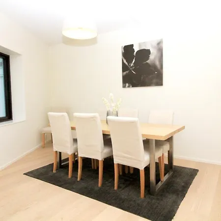 Holiday home Nordic Host Luxury Apts - City Center Townhome With Terrace