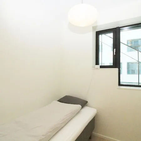 Tatil Evi Nordic Host Luxury Apts - City Center Townhome With Terrace *